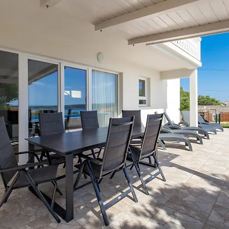 Gorgeous In With Kitchen Casa vacanze