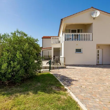 Casa vacanze Gorgeous In With Kitchen