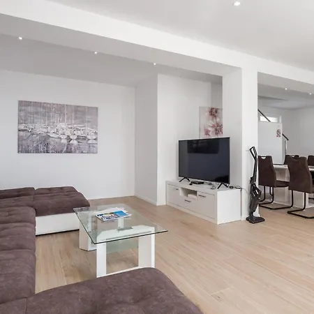 Gorgeous In With Kitchen *
