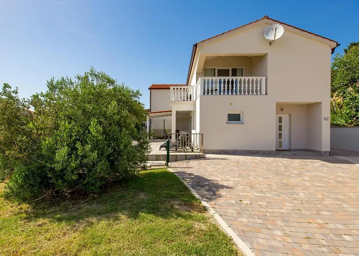 Holiday home 3 Bedroom Lovely In